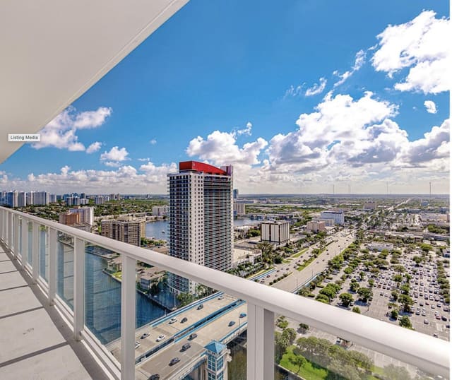 4010 S Ocean Drive R2404, Hollywood, FL 33019