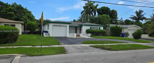 3374 NW 33rd Avenue, Lauderdale Lakes, FL 33309