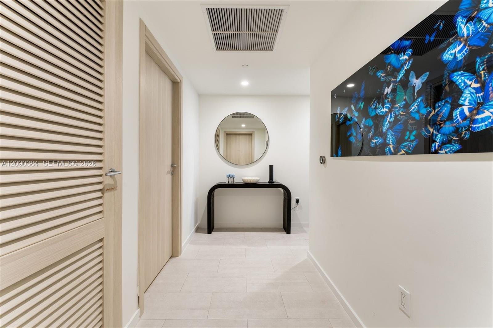 1000 Brickell Plaza 2401 — photo 2