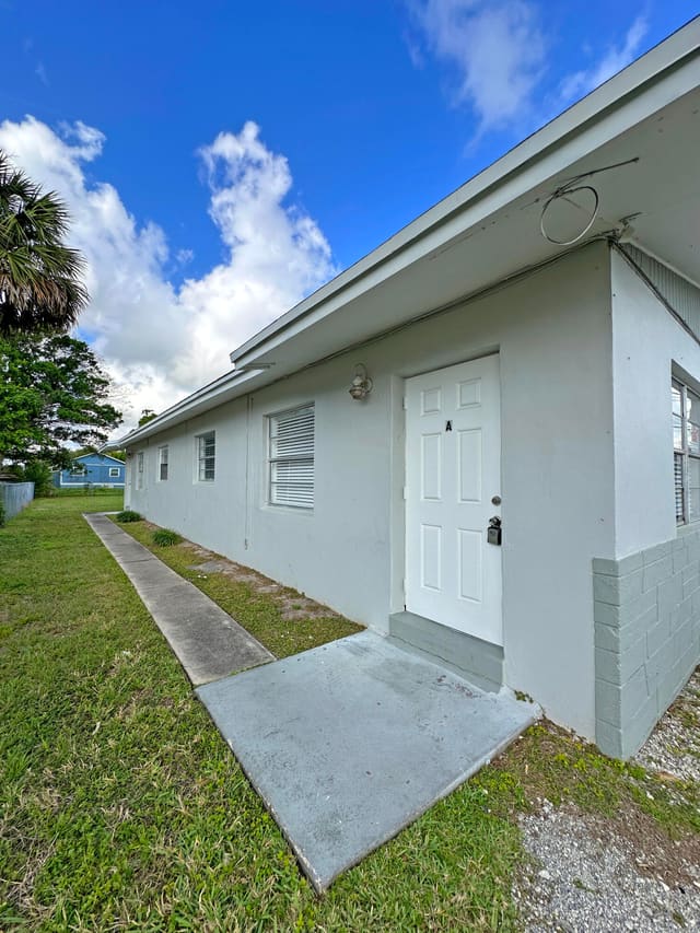 1107 N 21st Street Unit A, Fort Pierce, FL 34950