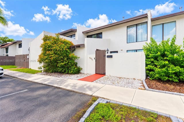 6916 SW 110th Avenue 6916, Miami, FL 33173