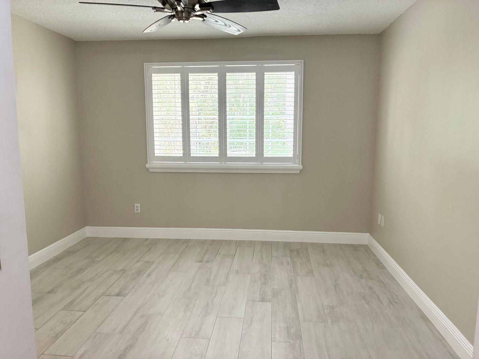 1000 CRESTWOOD Court S 1005, Royal Palm Beach, FL 33411 photo 14