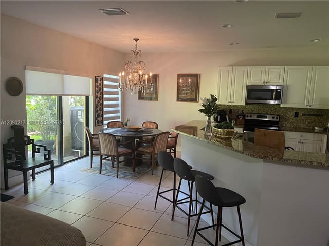 4745 N Grand Cypress Circle N, Coconut Creek, FL 33073