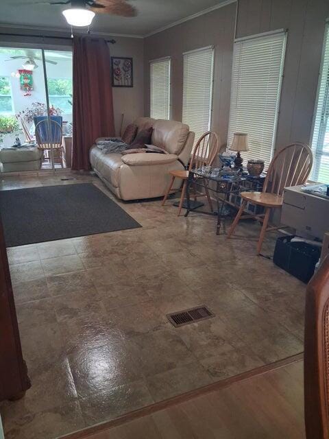 8 Novedades, Port St. Lucie, FL 34952 photo 3
