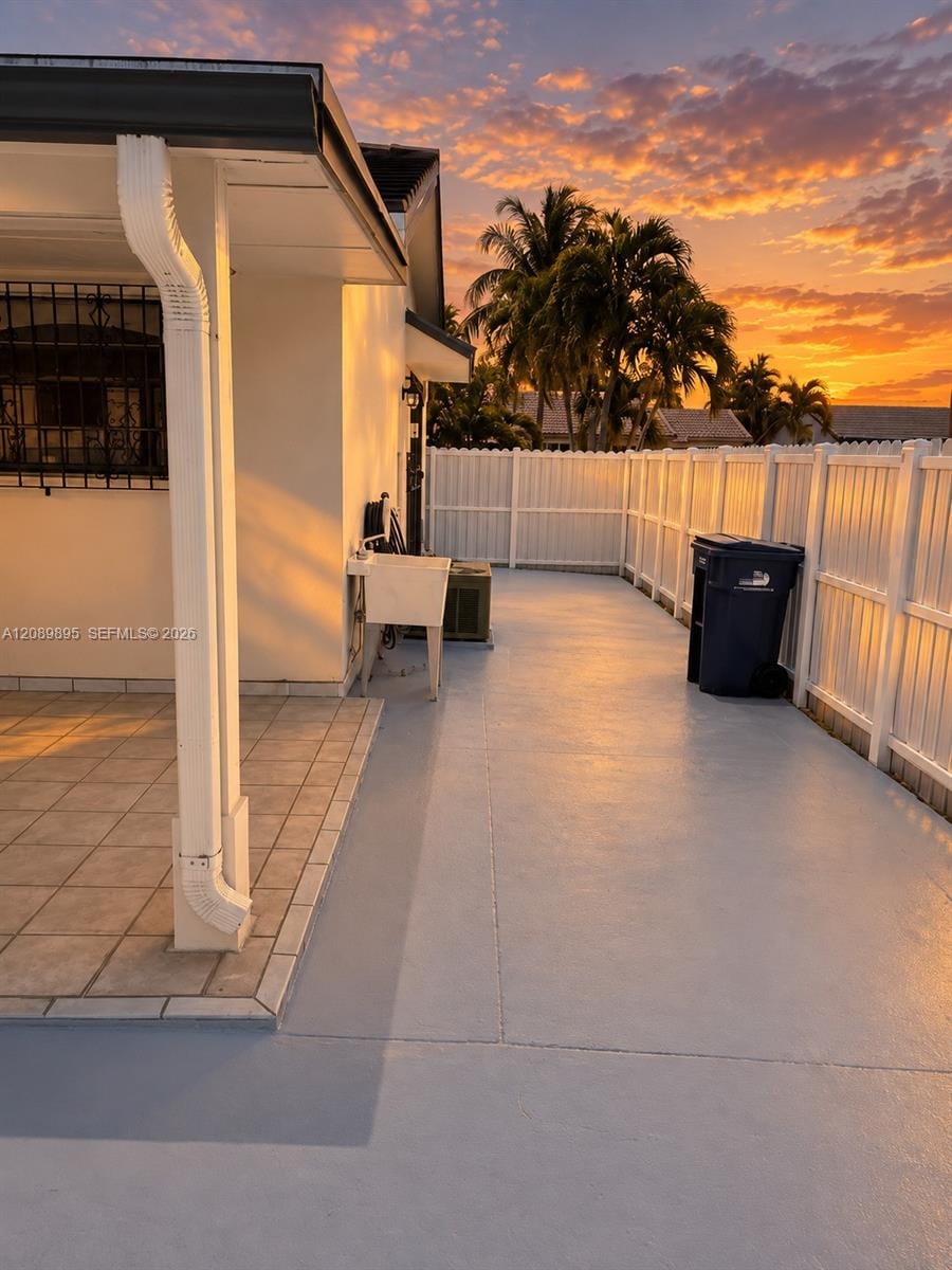 2219 SW 137th Place, Miami, FL 33175 photo 5