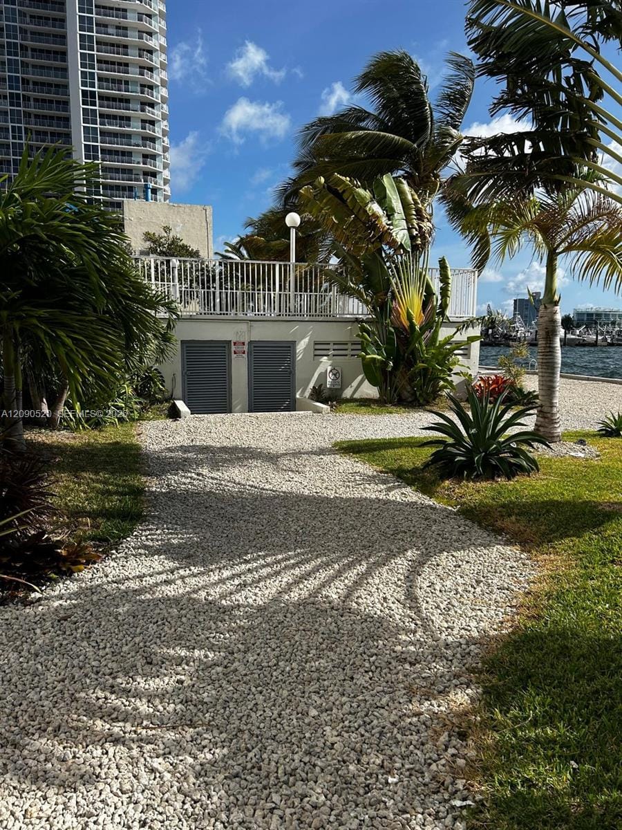 7545 E Treasure Drive 9G, North Bay Village, FL 33141 photo 26