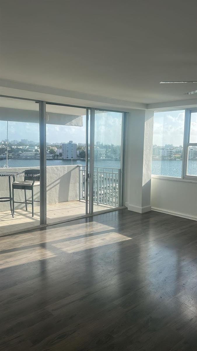 7545 E Treasure Drive 9G