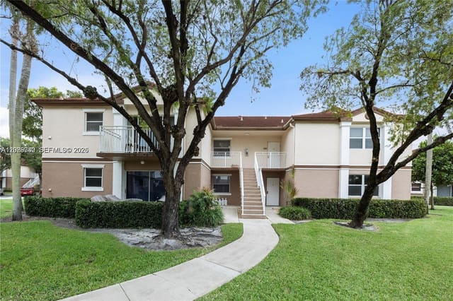 1276 SW 113th Terrace 101, Pembroke Pines, FL 33025