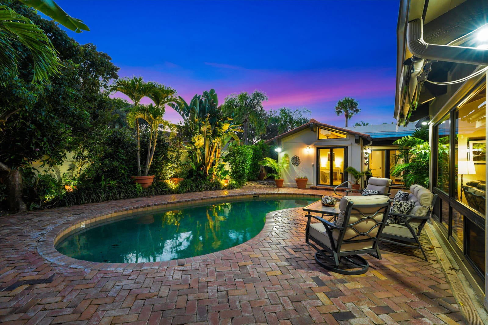 105 SANDPIPER Circle W, Jupiter, FL 33477 photo 4