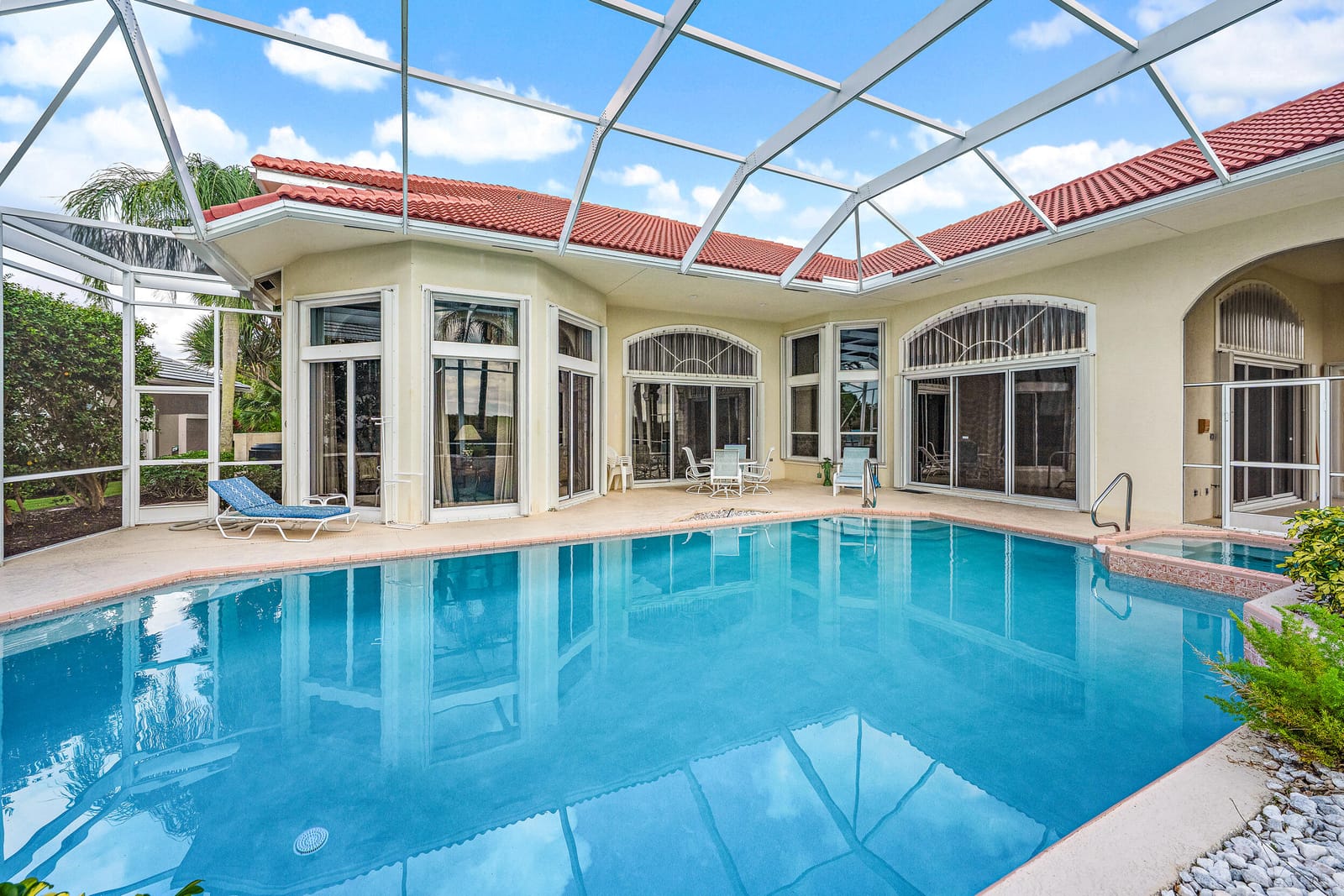 64 Cayman Place, Palm Beach Gardens, FL 33418 photo 4