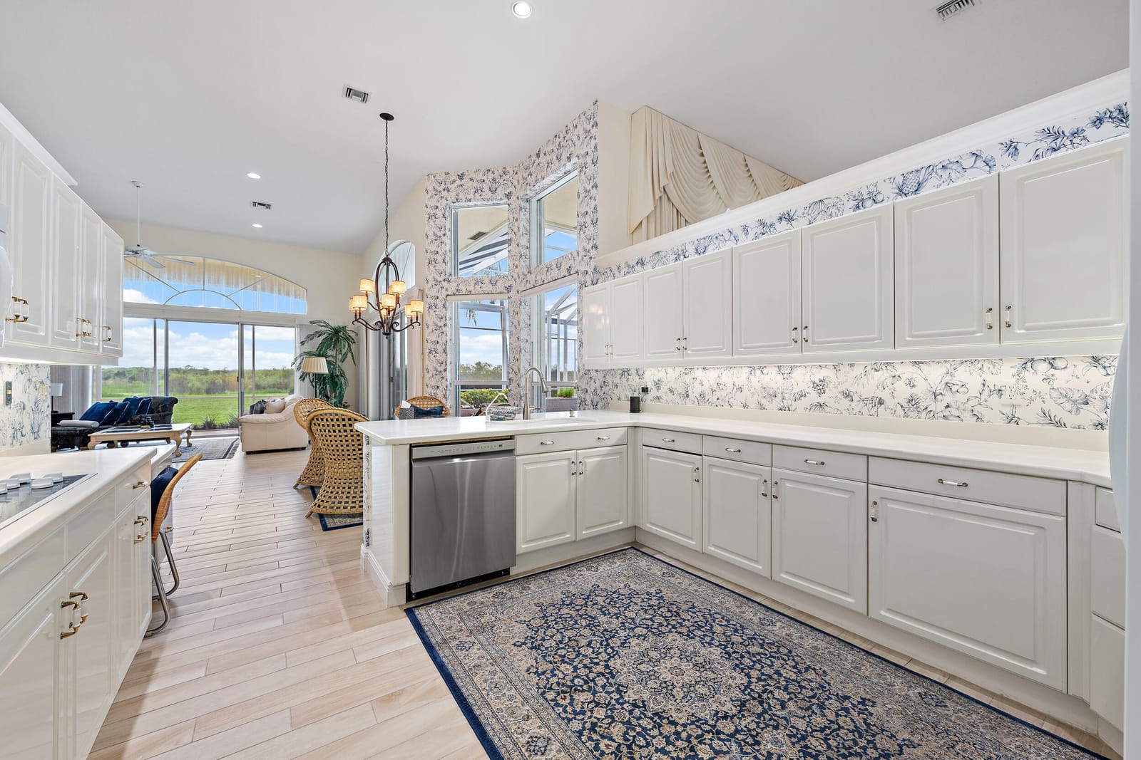 64 Cayman Place, Palm Beach Gardens, FL 33418 photo 9