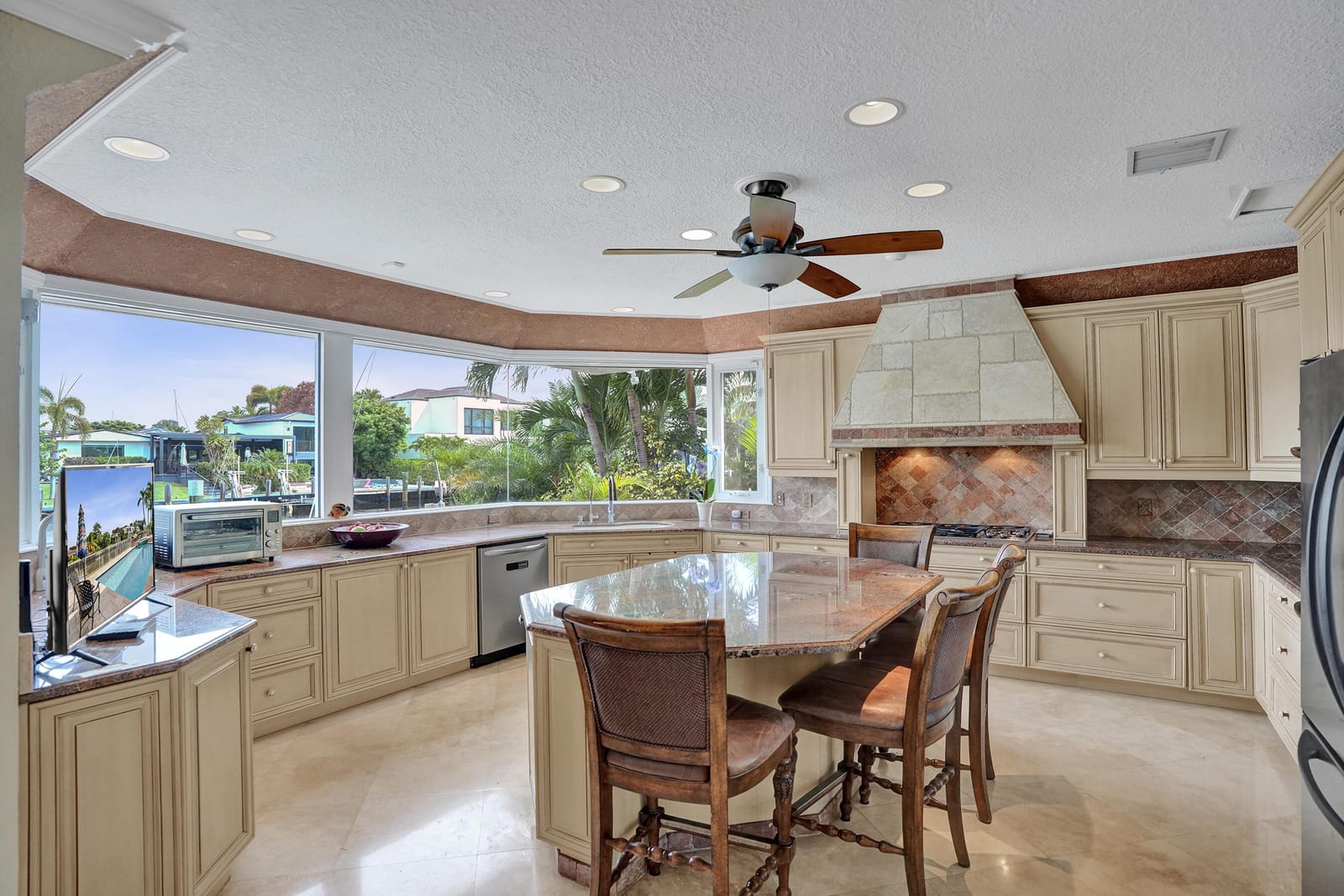 2875 NE 25th Court, Fort Lauderdale, FL 33305 photo 17