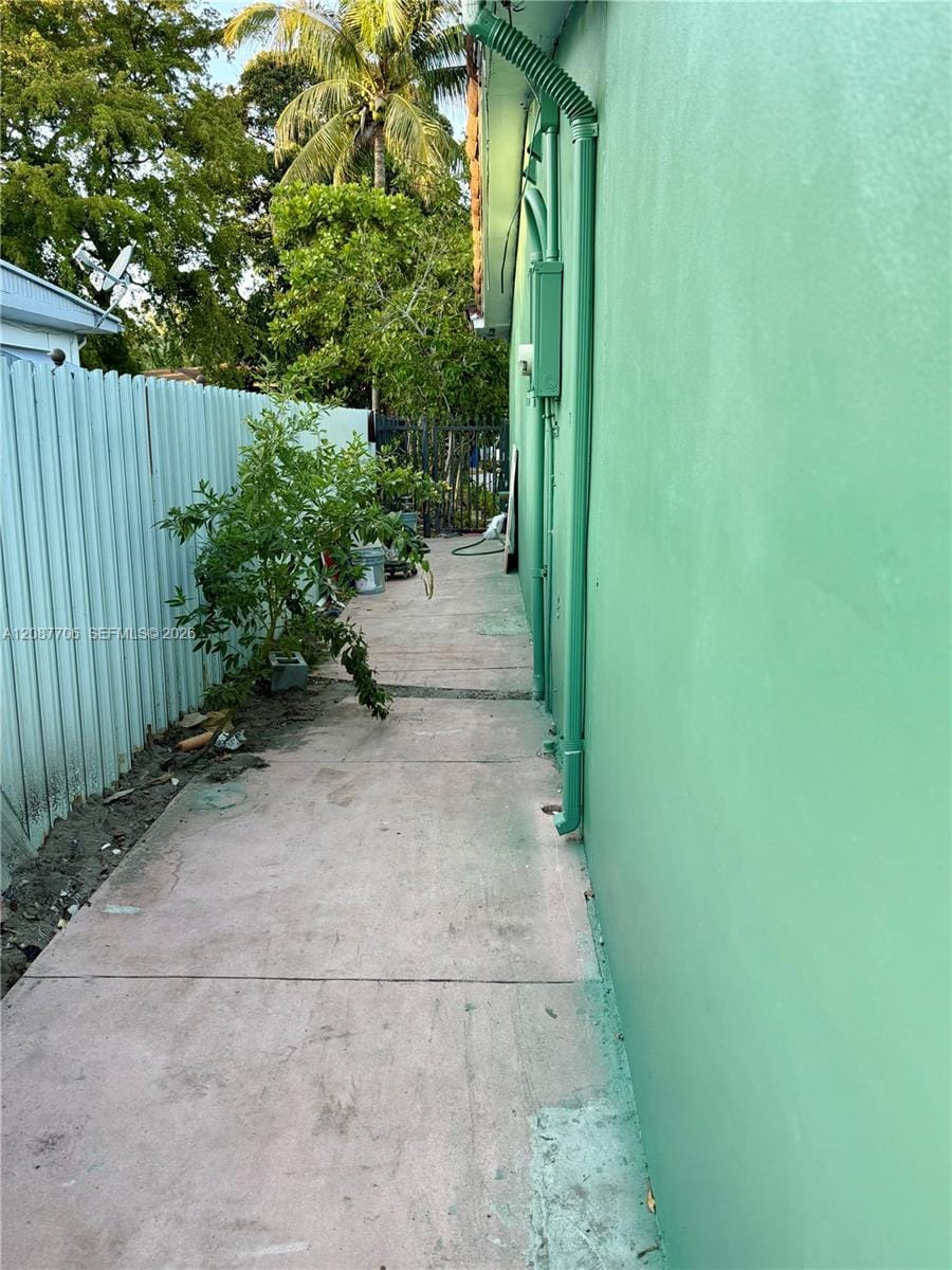 510 NE 161st Street, Miami, FL 33162 photo 15