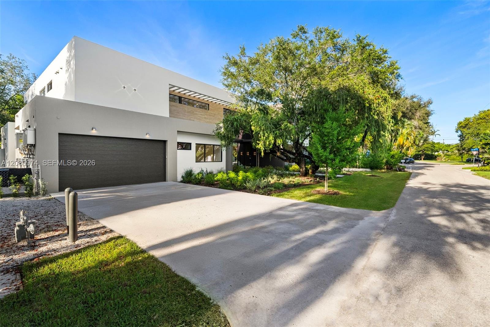 5921 SW 84th Street — photo 3