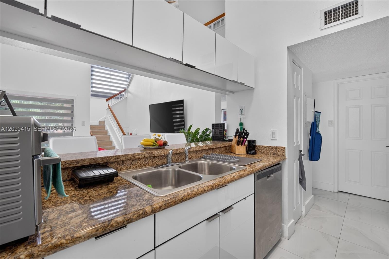 10451 SW 157th Place 207 — photo 11