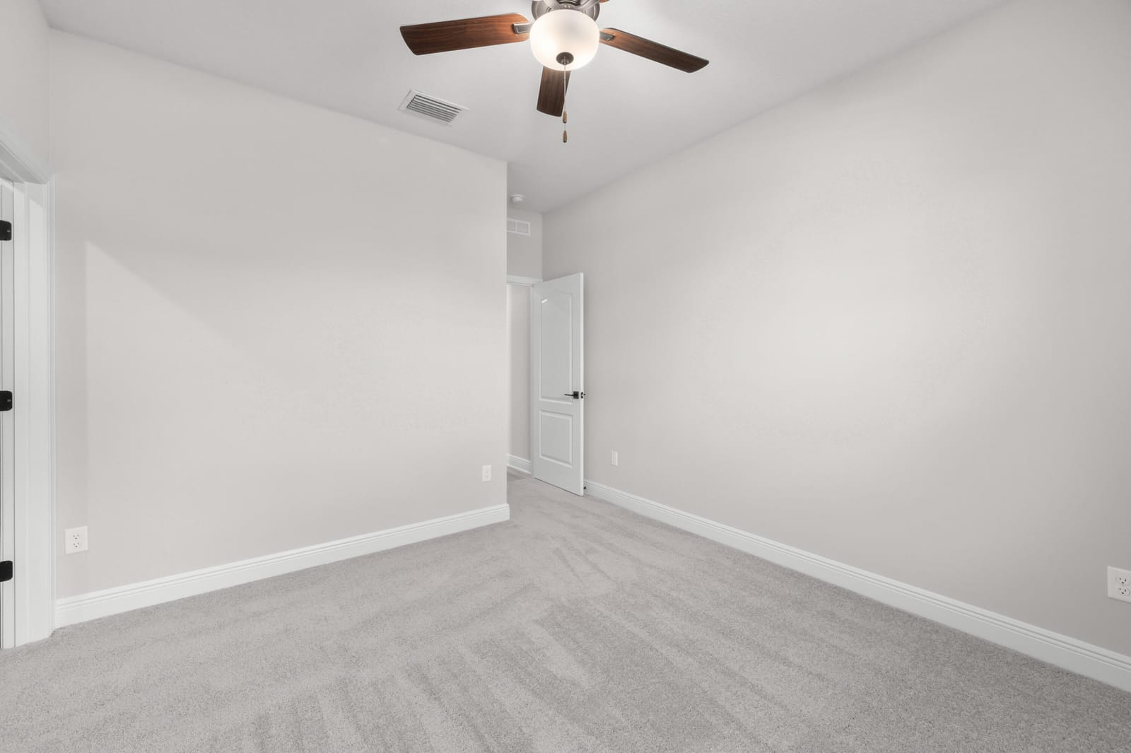 9166 103RD Court, Vero Beach, FL 32967 photo 30
