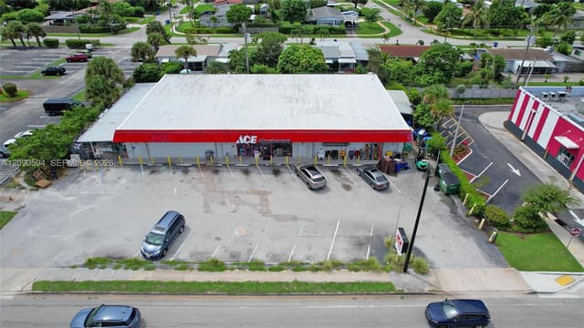 1212 W Lantana Road, Lantana, FL 33462