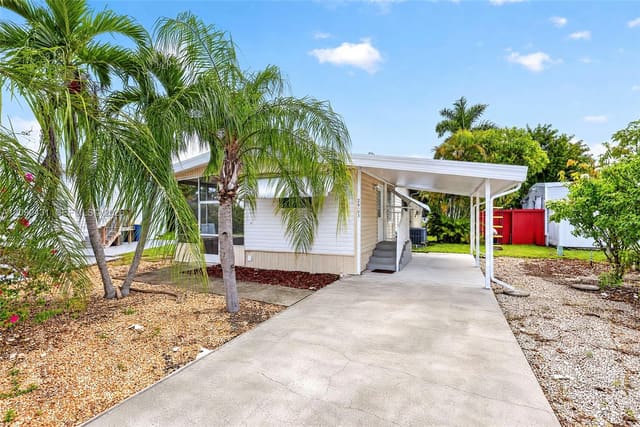 2903 Harbor Lane, Dania Beach, FL 33312