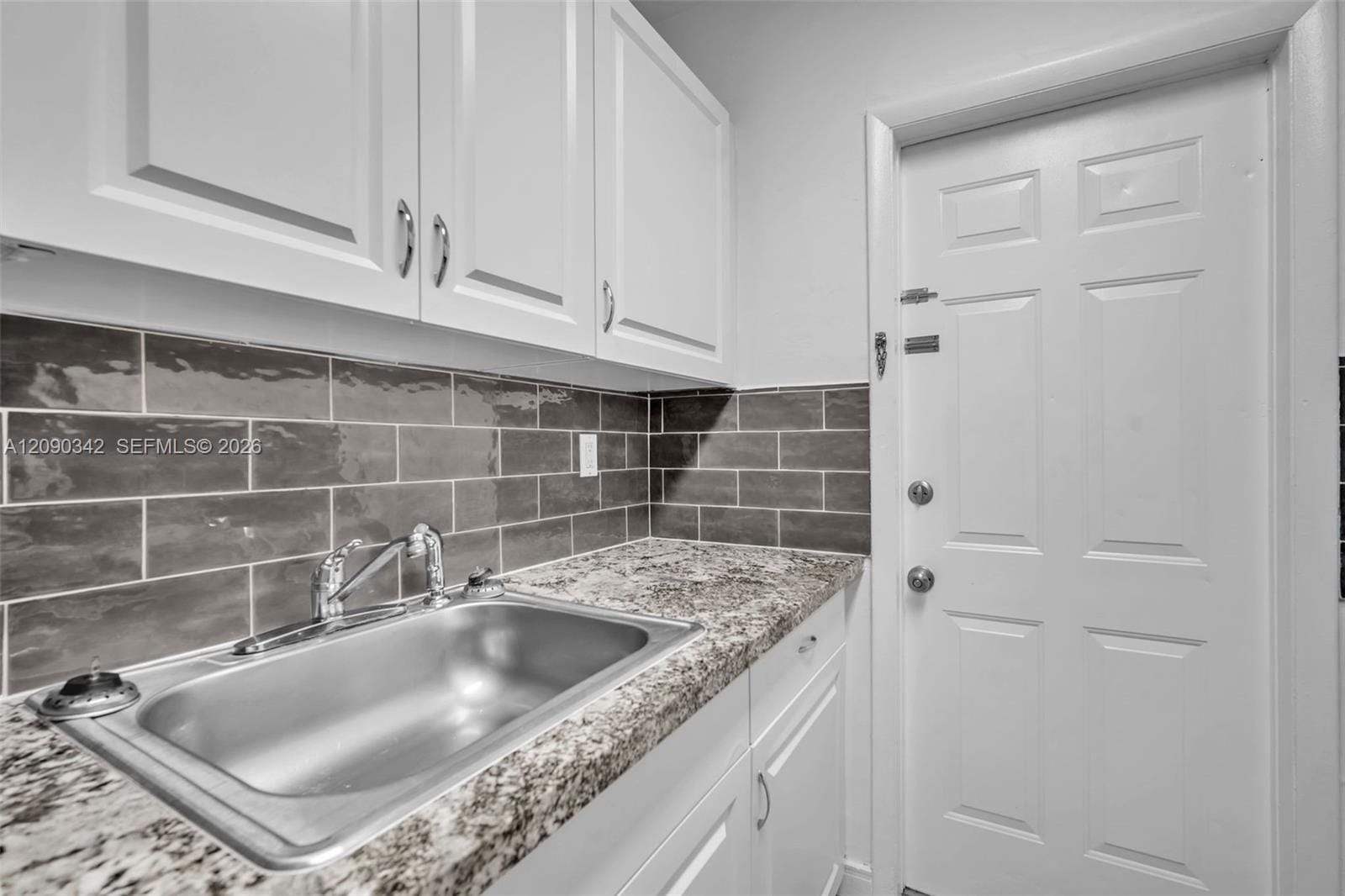 8010 Tatum Waterway Drive 5, Miami Beach, FL 33141 photo 15
