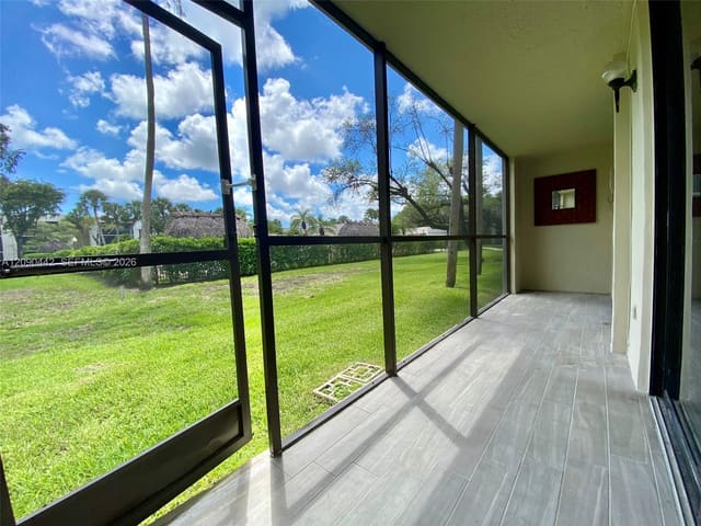 8015 SW 107th Avenue 117, Miami, FL 33173