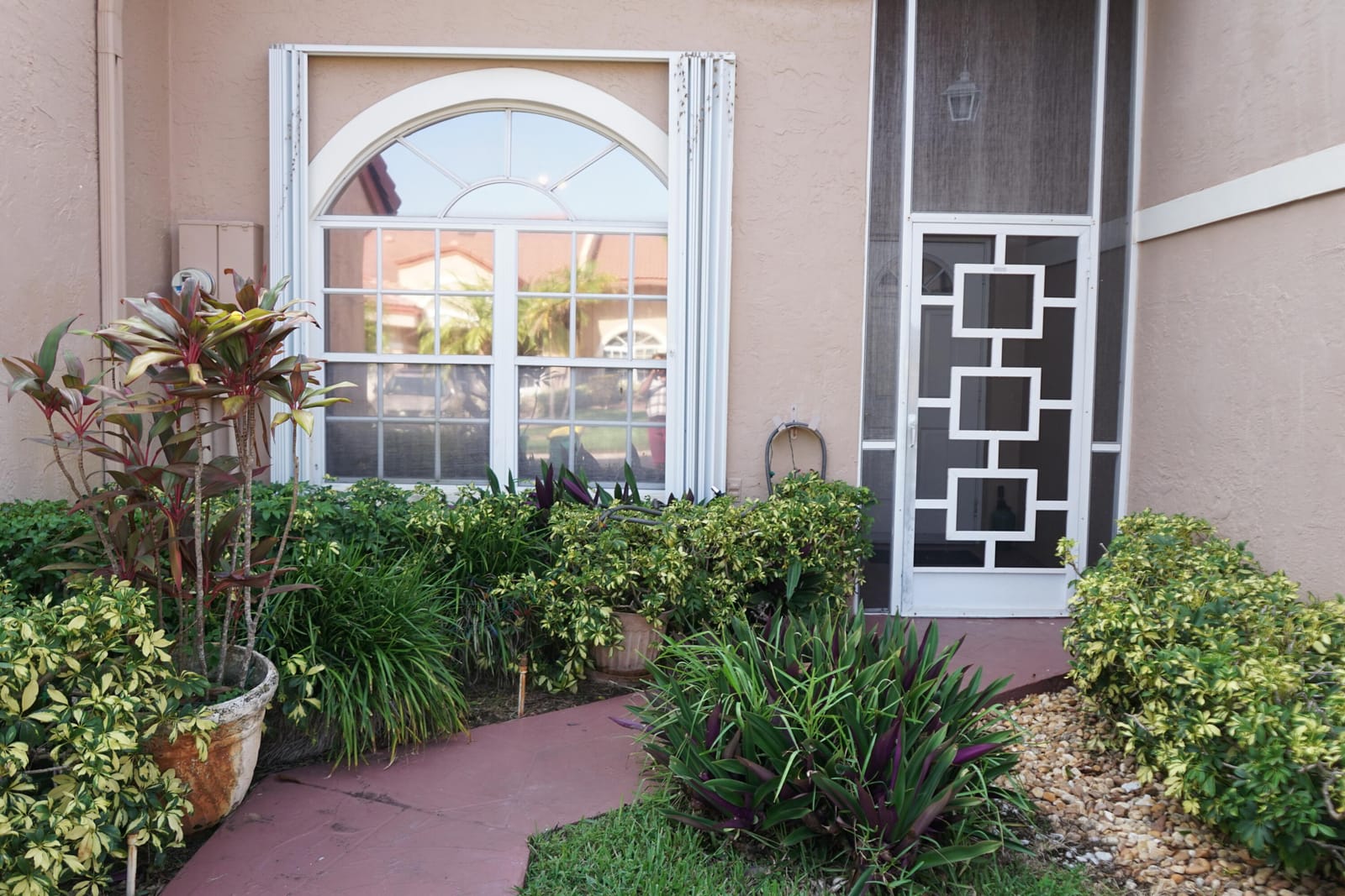 9919 MALVERN Drive — photo 3
