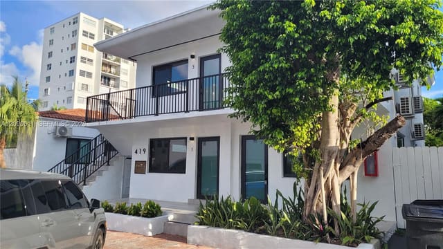 419 78th Street 2, Miami Beach, FL 33141
