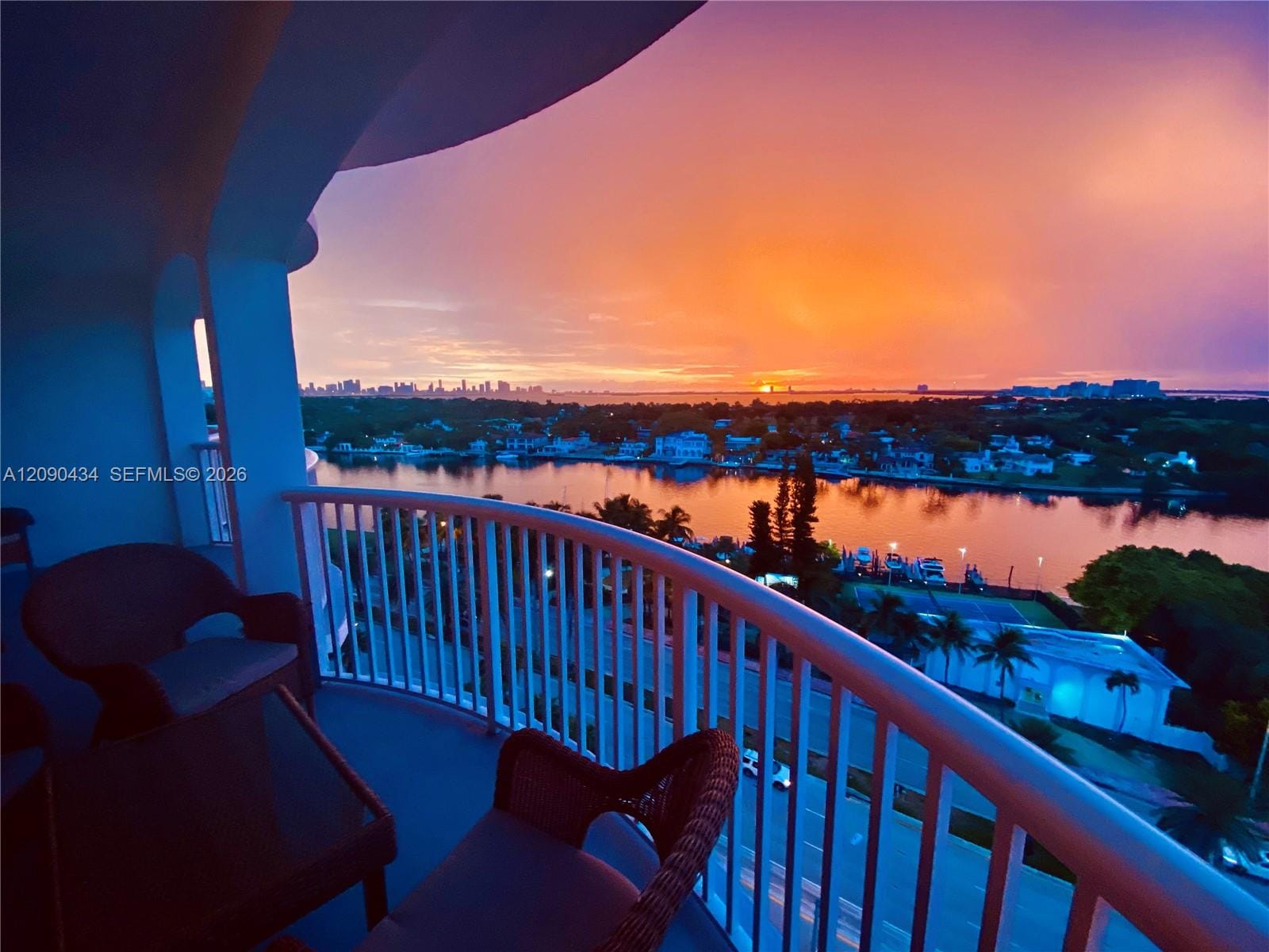 5401 Collins Avenue 1020, Miami Beach, FL 33140