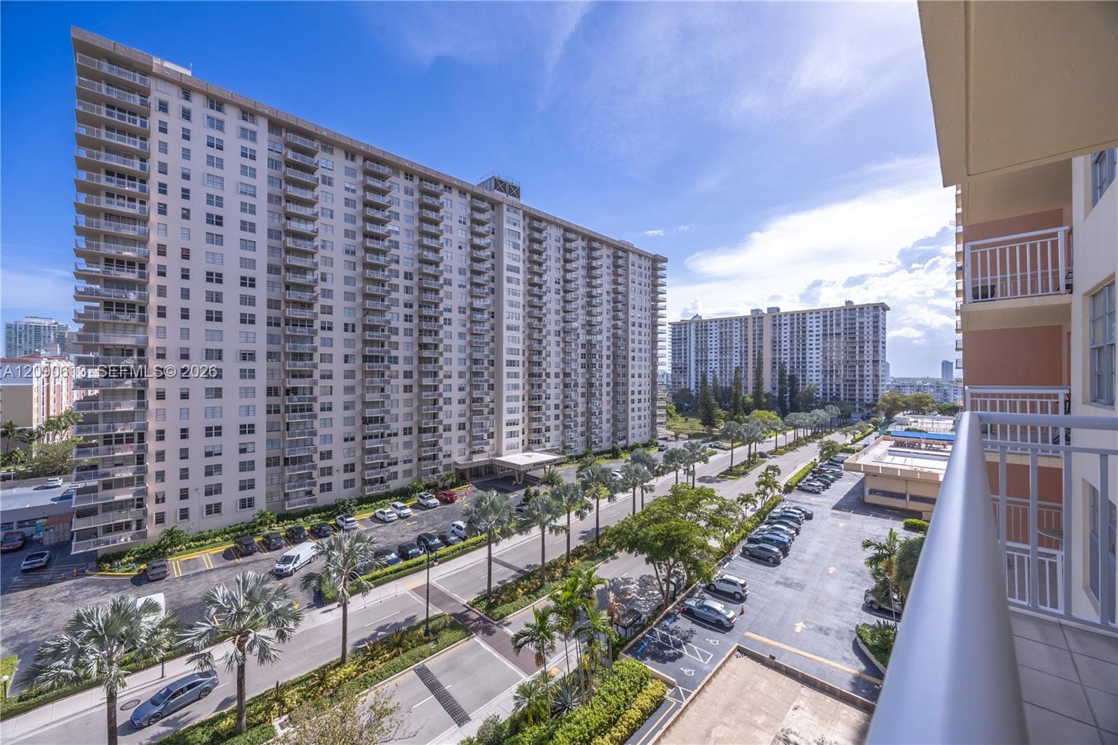 251 174th Street 812, Sunny Isles Beach, FL 33160 photo 2
