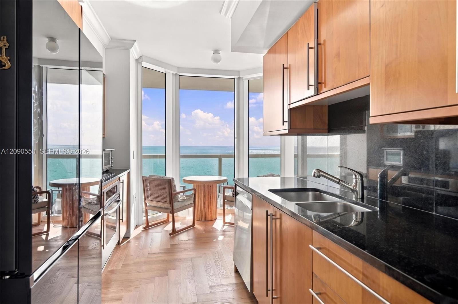 6365 Collins Avenue 1103, Miami Beach, FL 33141 photo 12