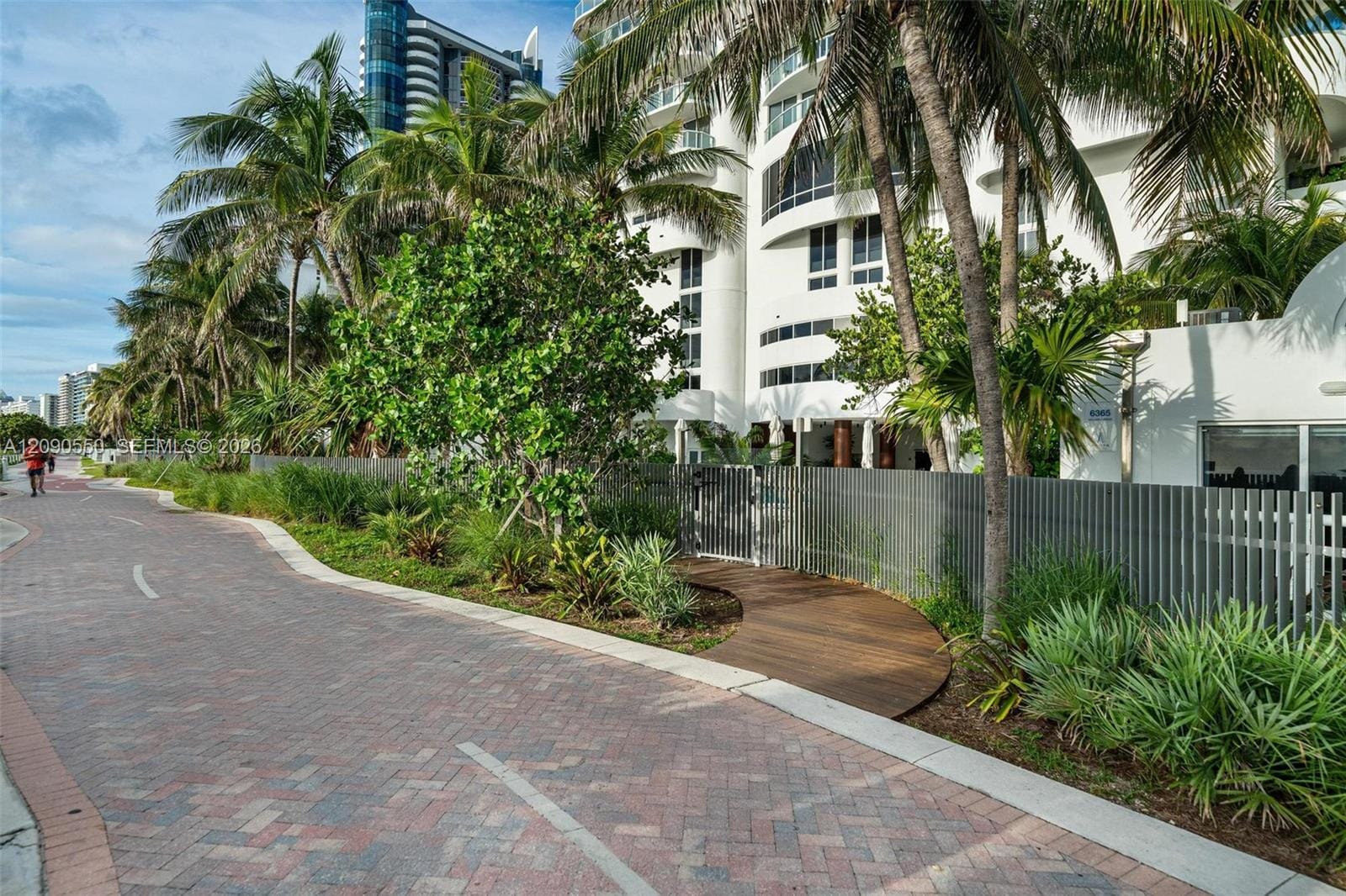 6365 Collins Avenue 1103, Miami Beach, FL 33141 photo 30