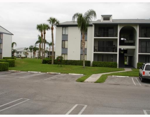 1105 GREEN PINE Boulevard C2, West Palm Beach, FL 33409 photo 1