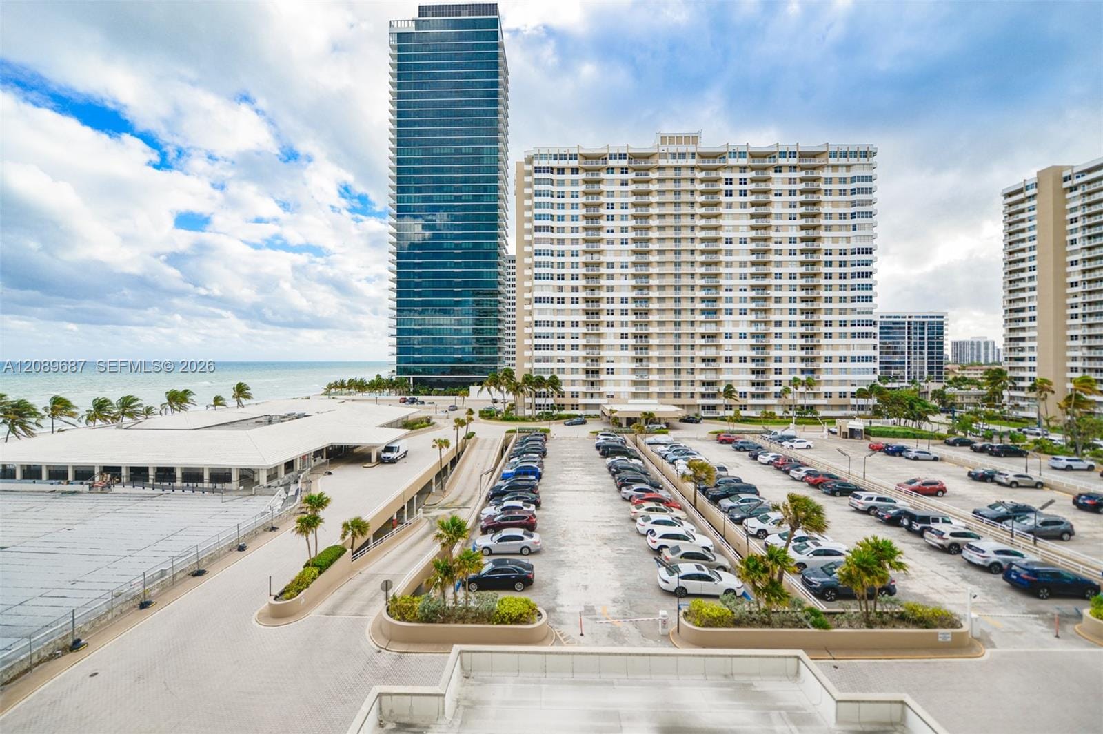 1950 S Ocean Drive 5A — photo 2