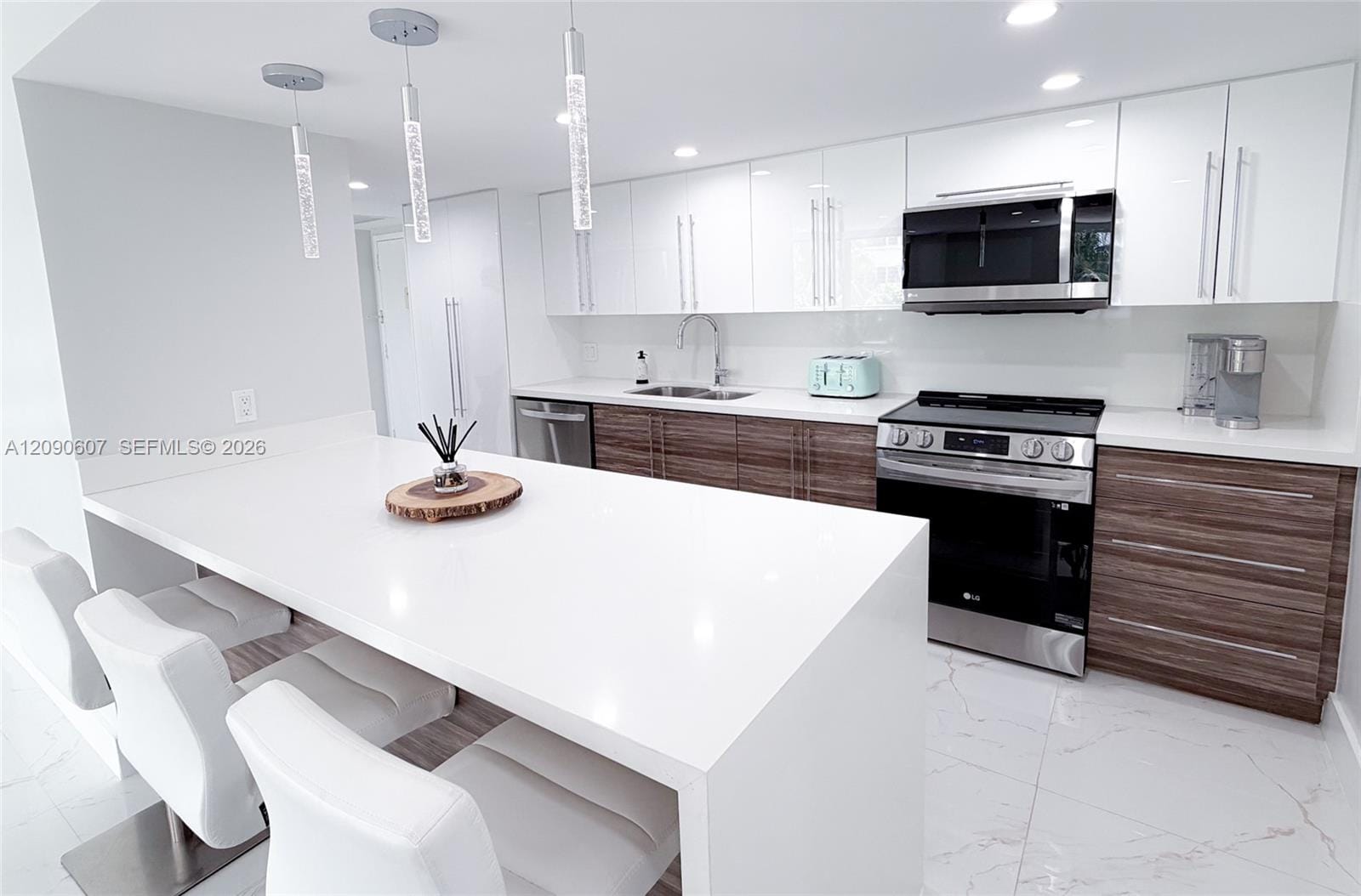 1800 Collins Avenue 3B — photo 6