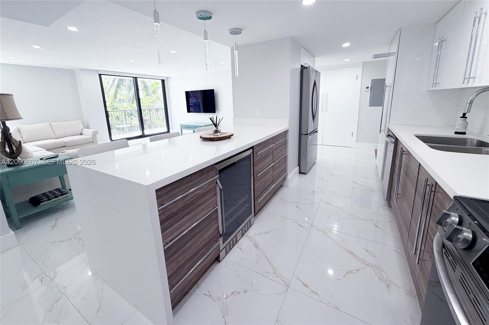 1800 Collins Avenue 3B — photo 7