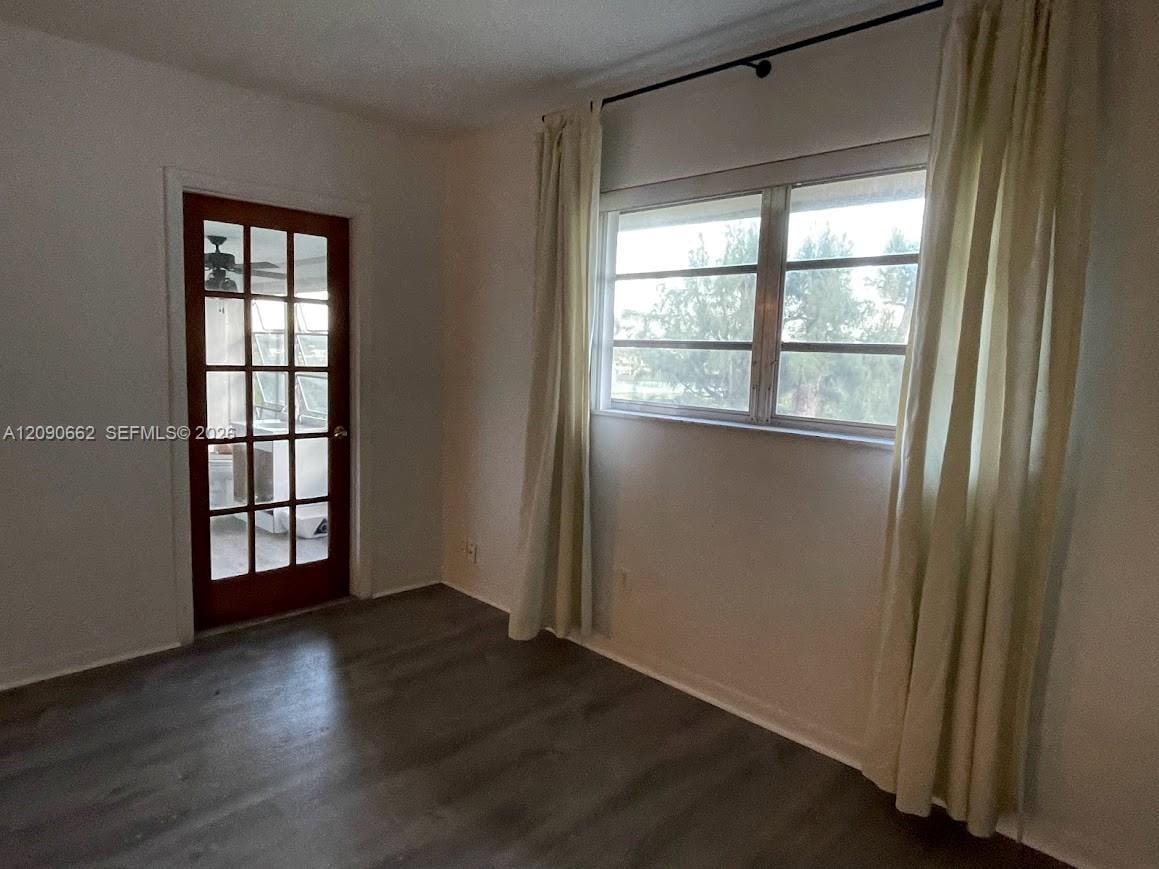2510 SW 81st Avenue 405 — photo 4