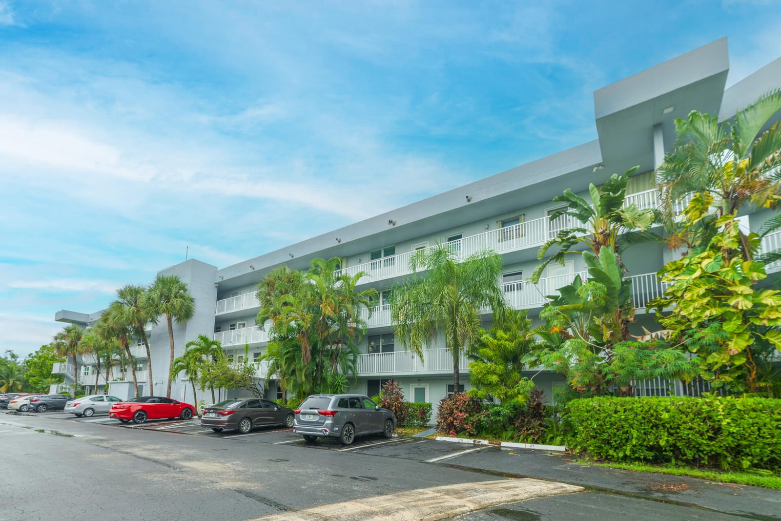 101 ROYAL PARK Drive 1C, Oakland Park, FL 33309 photo 2