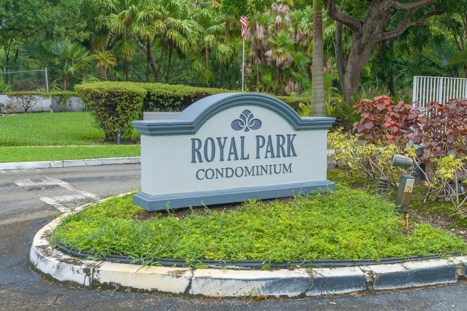 101 ROYAL PARK Drive 1C, Oakland Park, FL 33309 photo 4