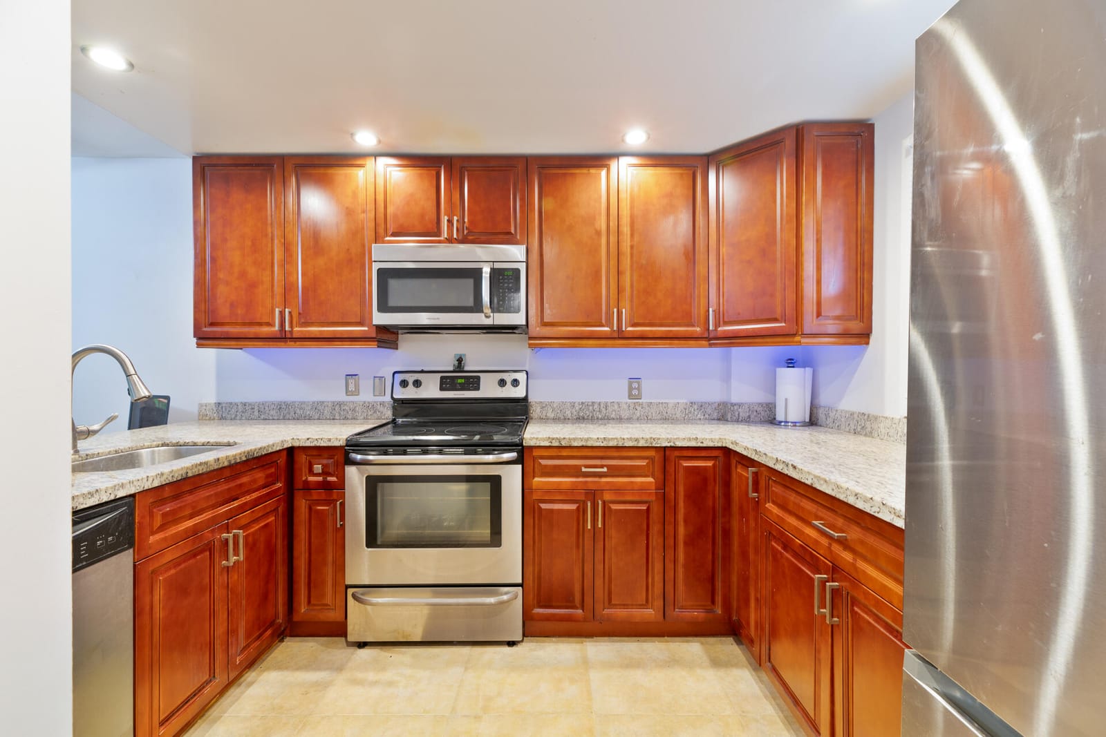 101 ROYAL PARK Drive 1C, Oakland Park, FL 33309 photo 5