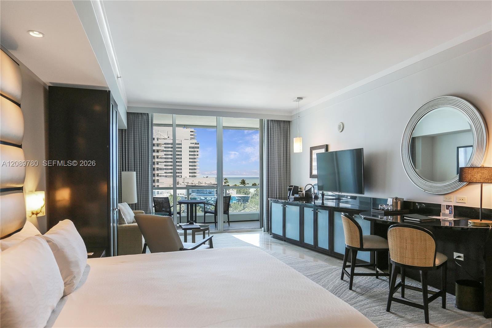4391 Collins Avenue 605 — photo 8