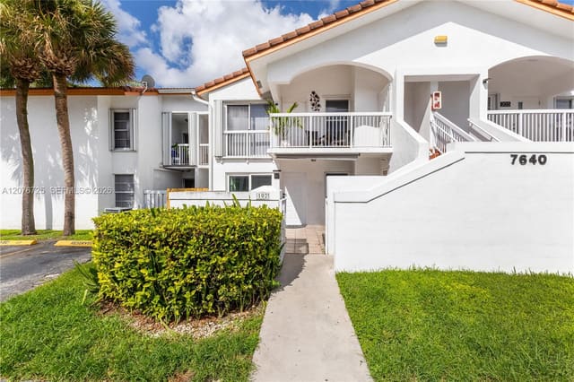 7640 SW 153rd Court 102, Miami, FL 33193