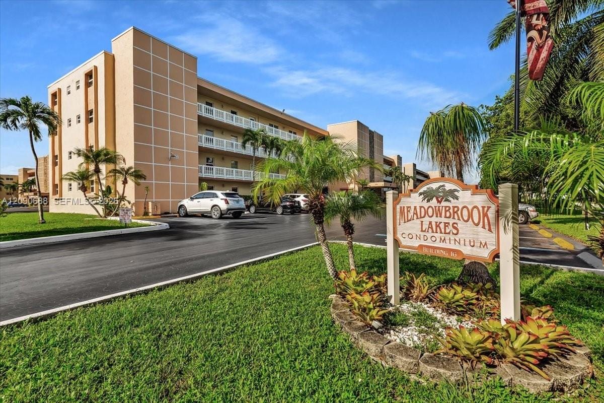 424 SE 10th Street 104, Dania Beach, FL 33004 photo 28