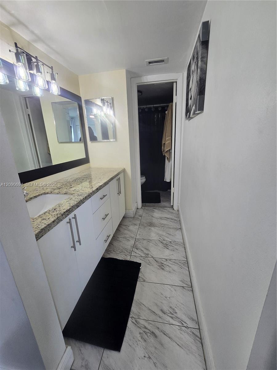 2185 White Pine Circle B — photo 4