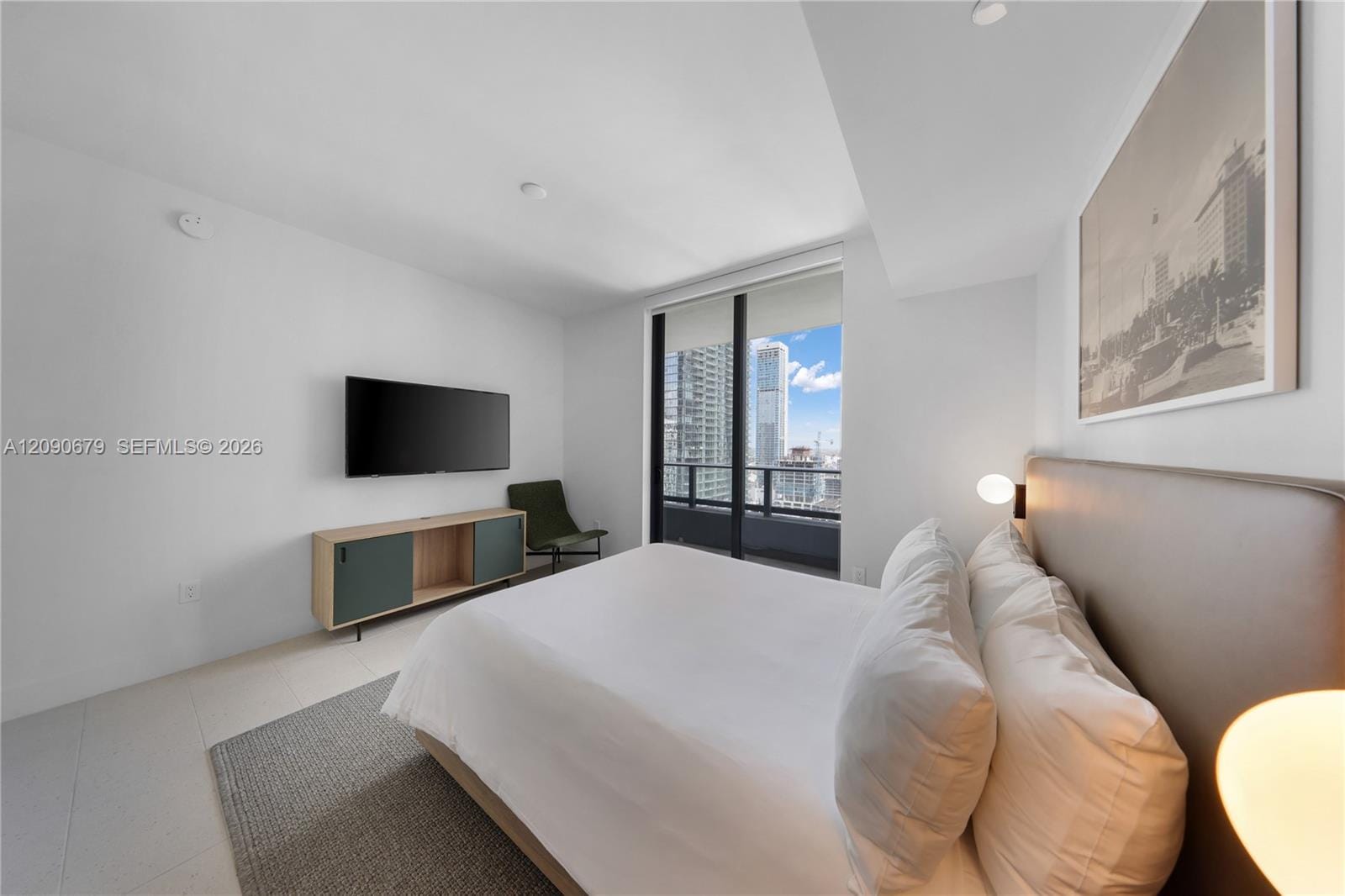 159 NE 6th Street 2402, Miami, FL 33132 photo 13