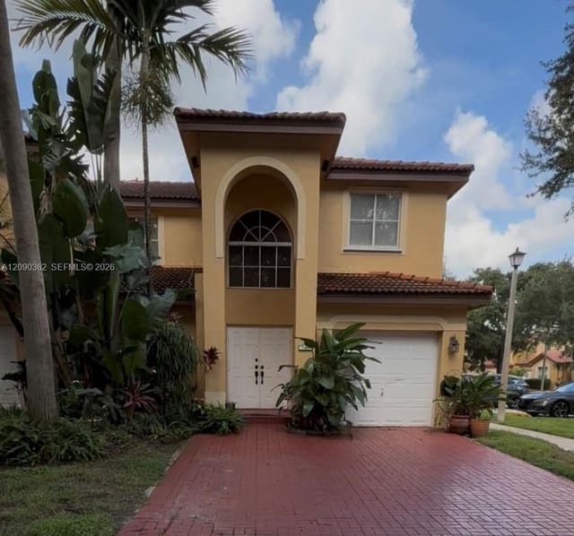 195 Sable Palm Way, Davie, FL 33325