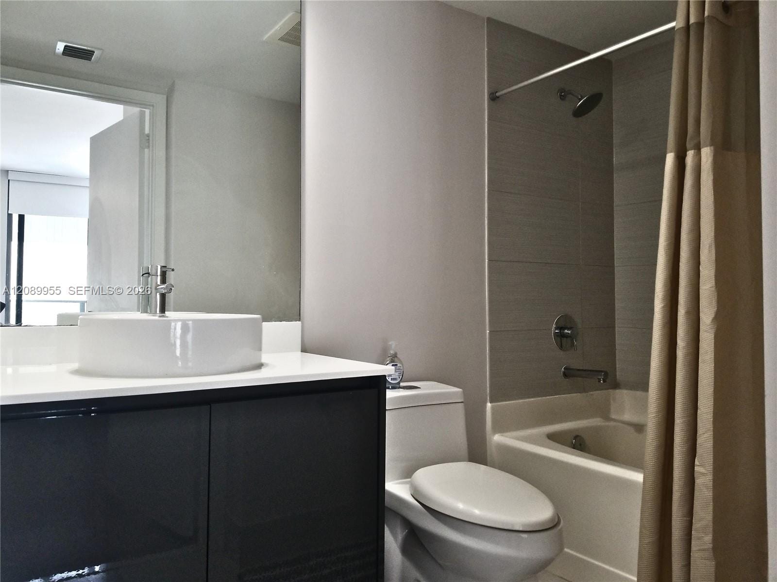 31 SE 6th Street 1405, Miami, FL 33131 photo 7