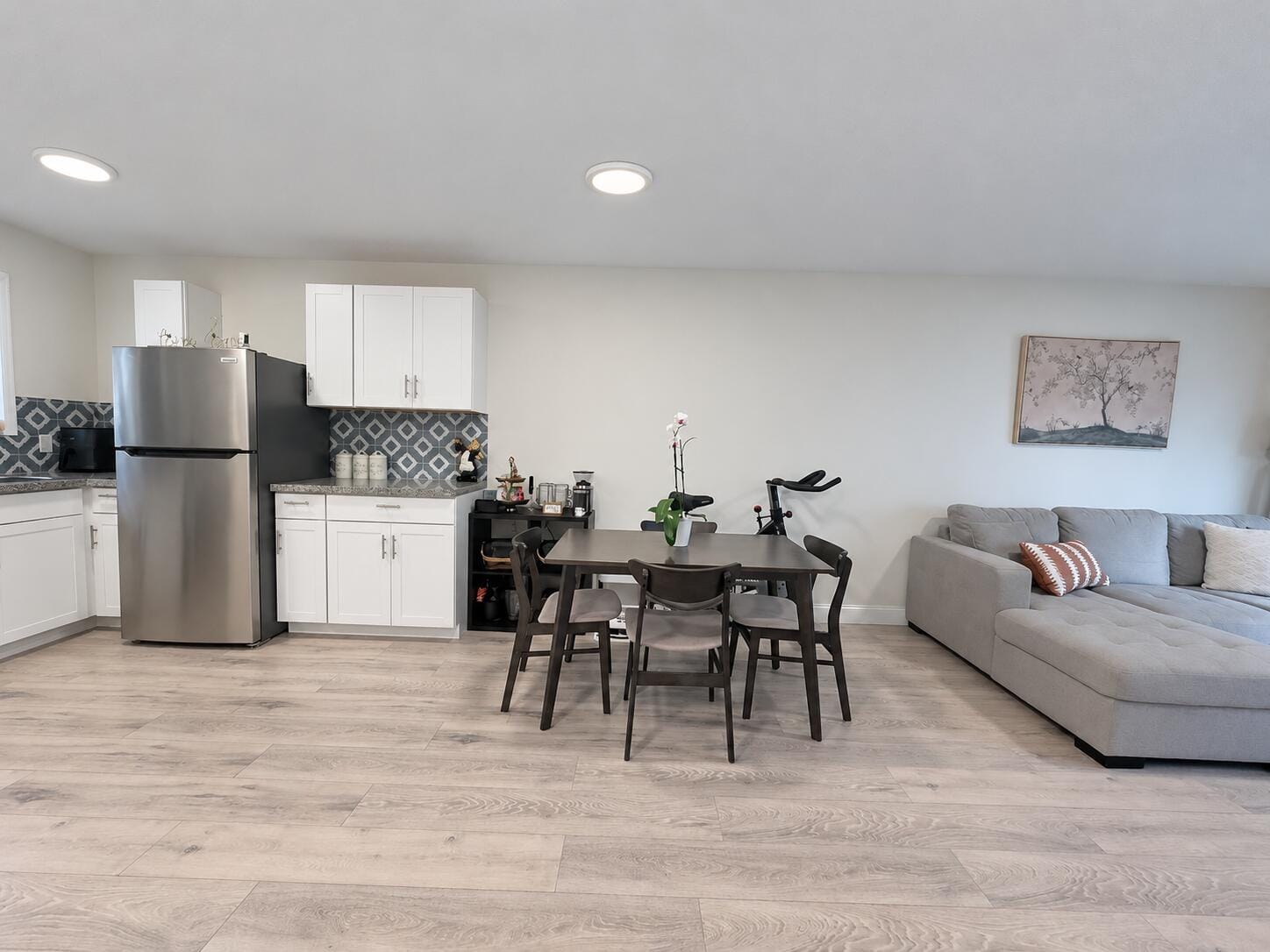 6080 FOREST HILL Boulevard 109 — photo 4