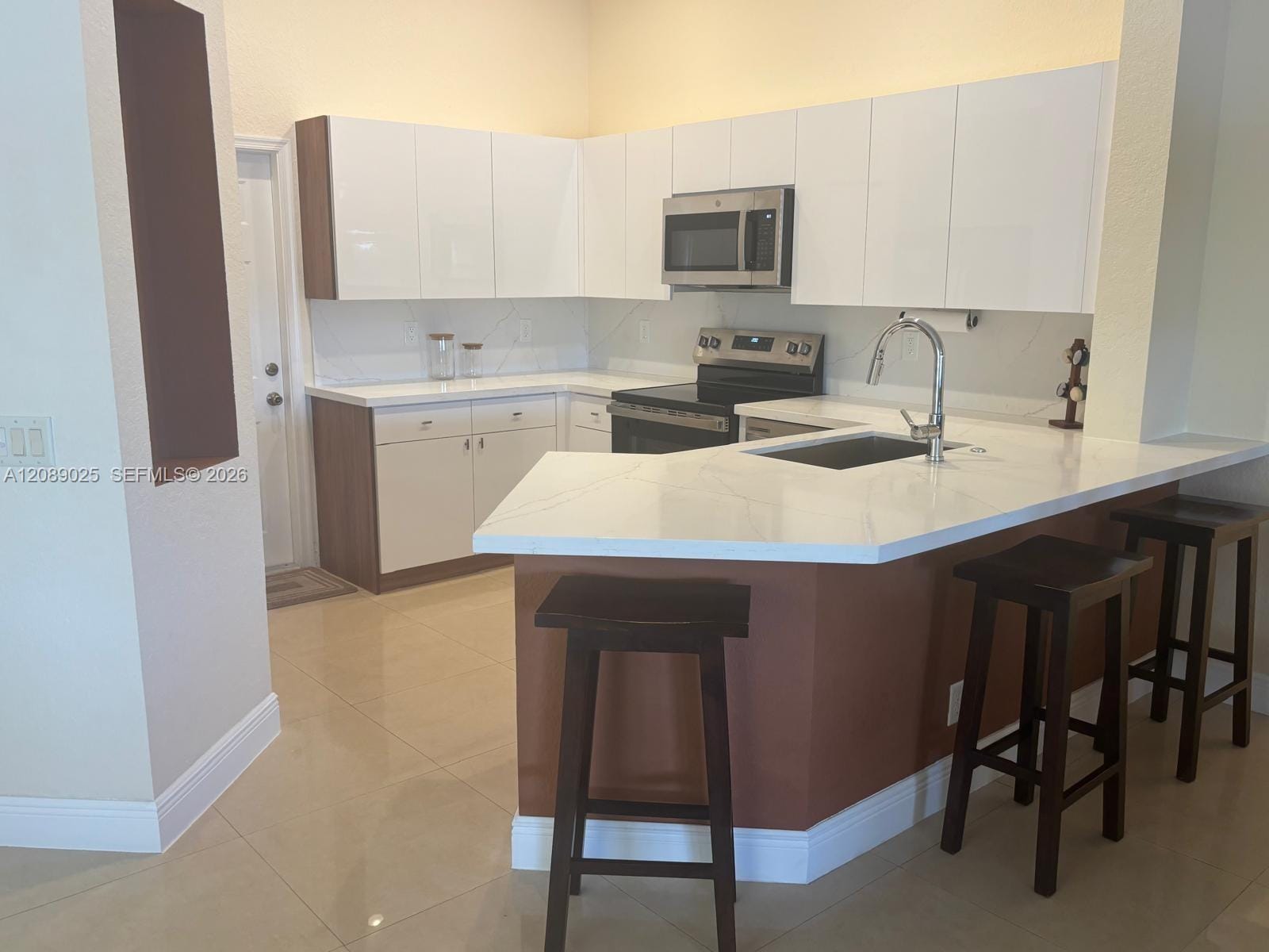 1314 Canary Island Drive, Weston, FL 33327 photo 3