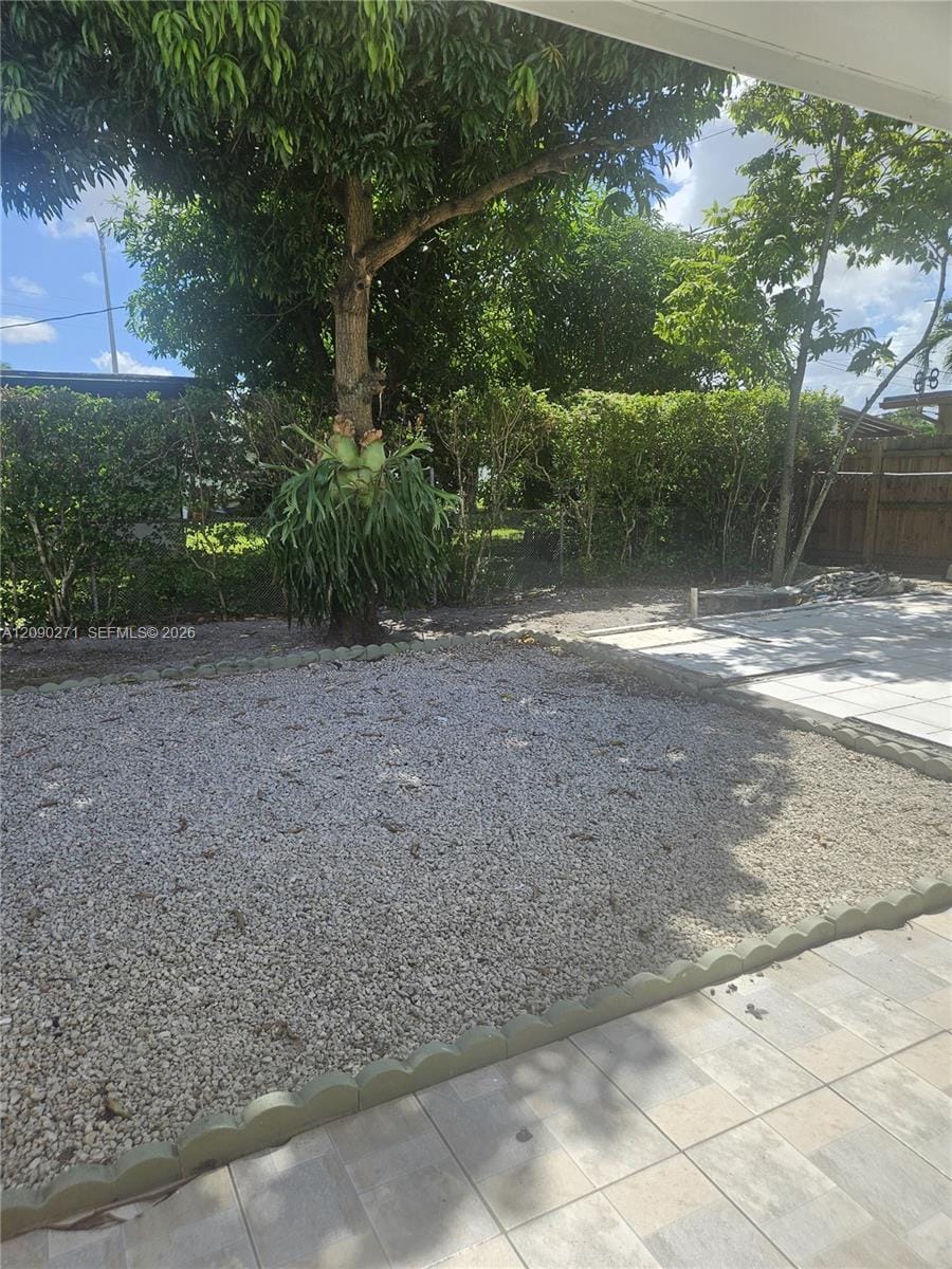 5318 W 4th Lane, Hialeah, FL 33012 photo 14