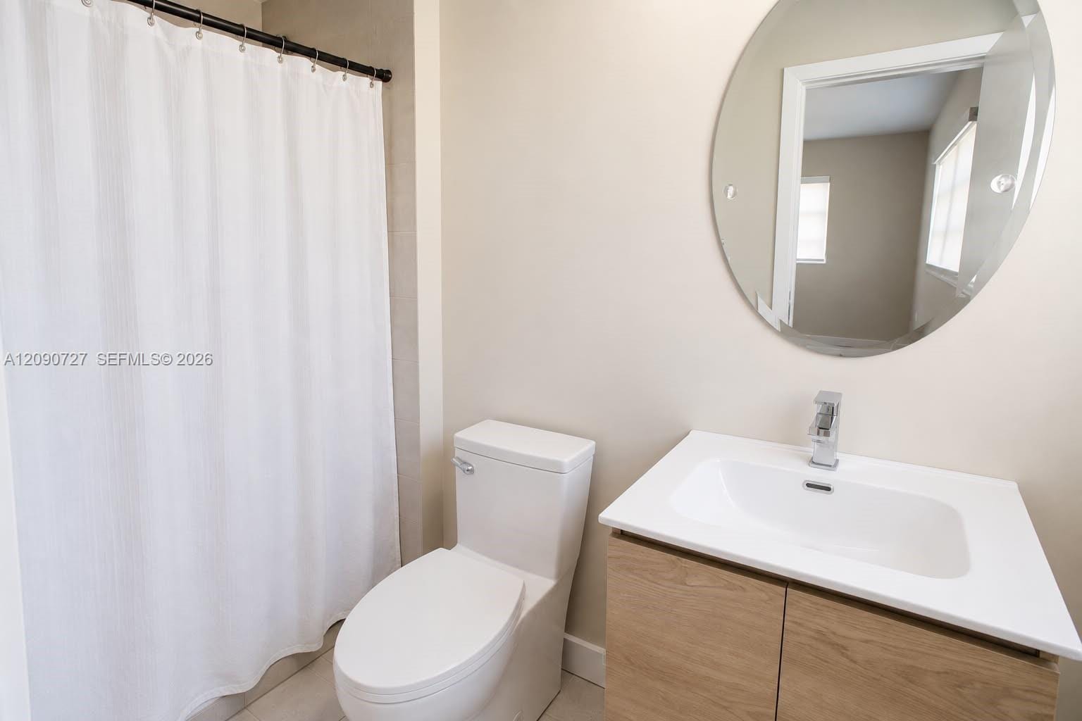 500 East Drive, North Miami Beach, FL 33162 photo 13