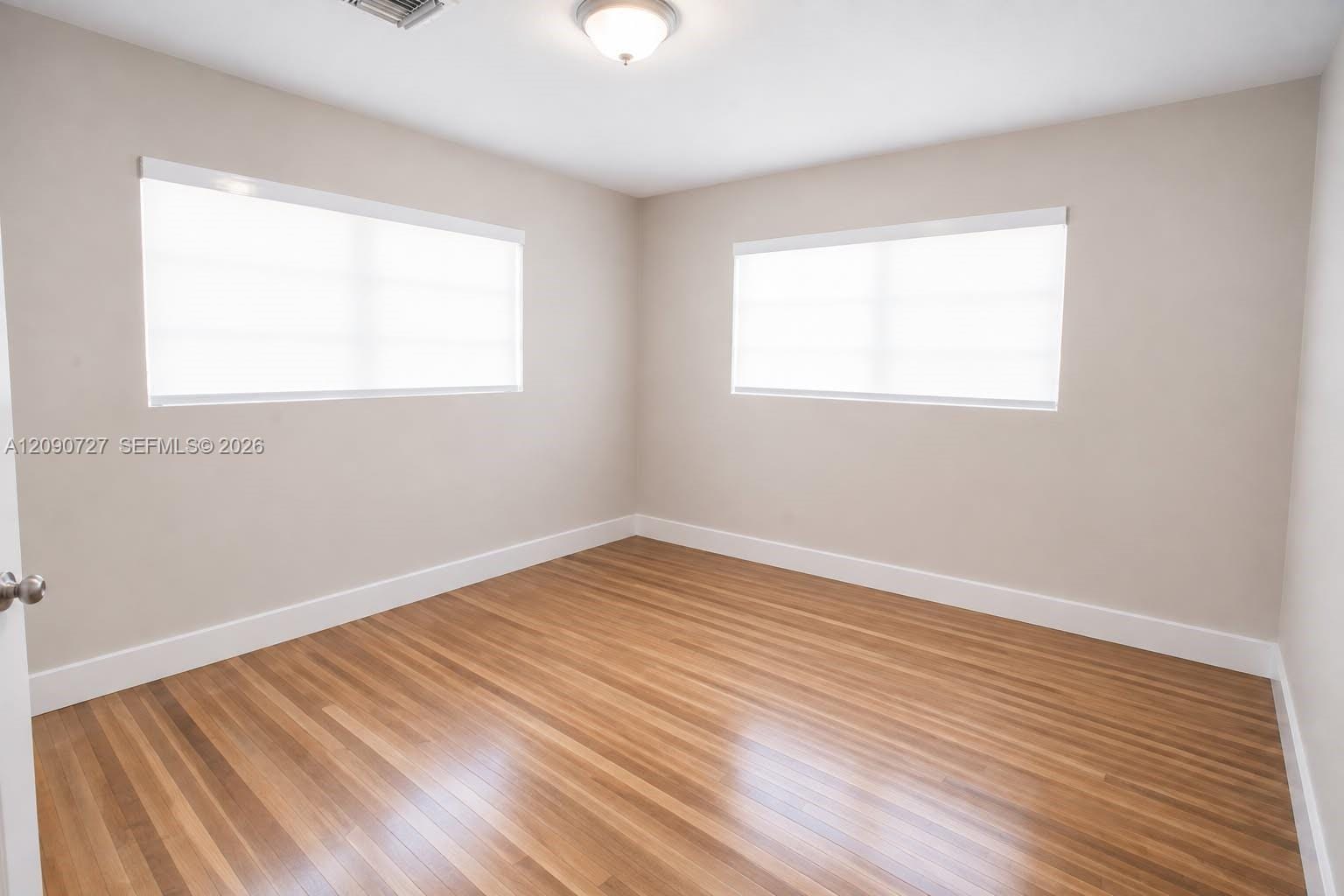 500 East Drive, North Miami Beach, FL 33162 photo 19